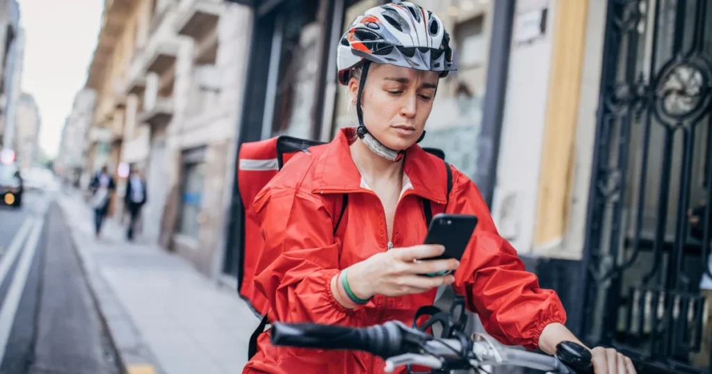 Cuánto cuesta realmente vender por plataformas externas de delivery (los números que nadie muestra)