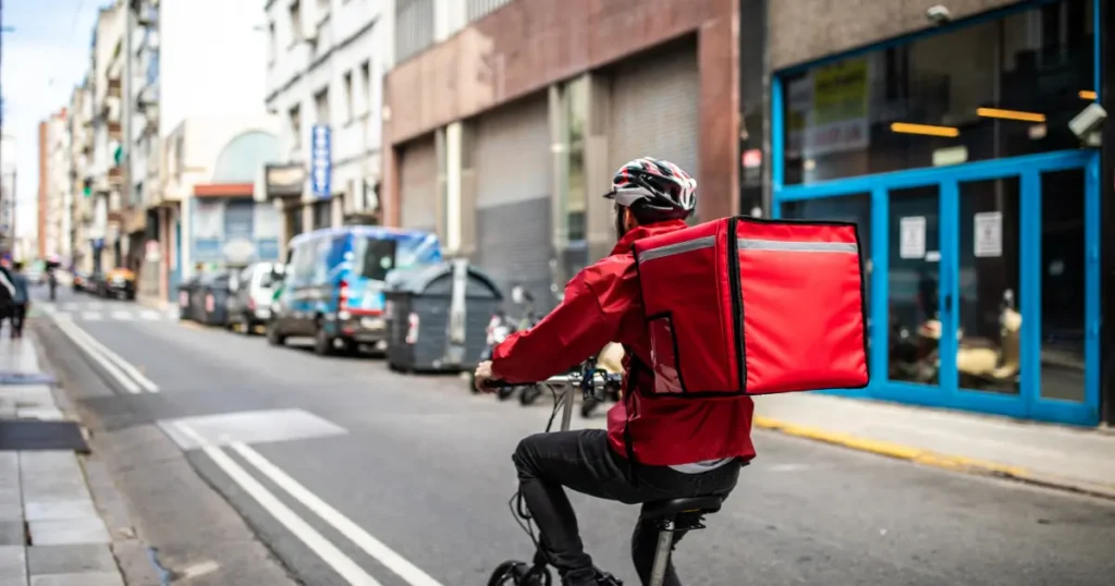 Los datos de tus clientes en el delivery: ¿son tuyos o de la plataforma?